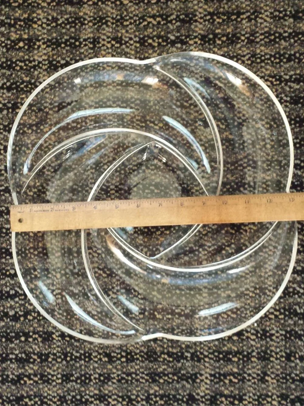 Plastic Spiral Serving Dish